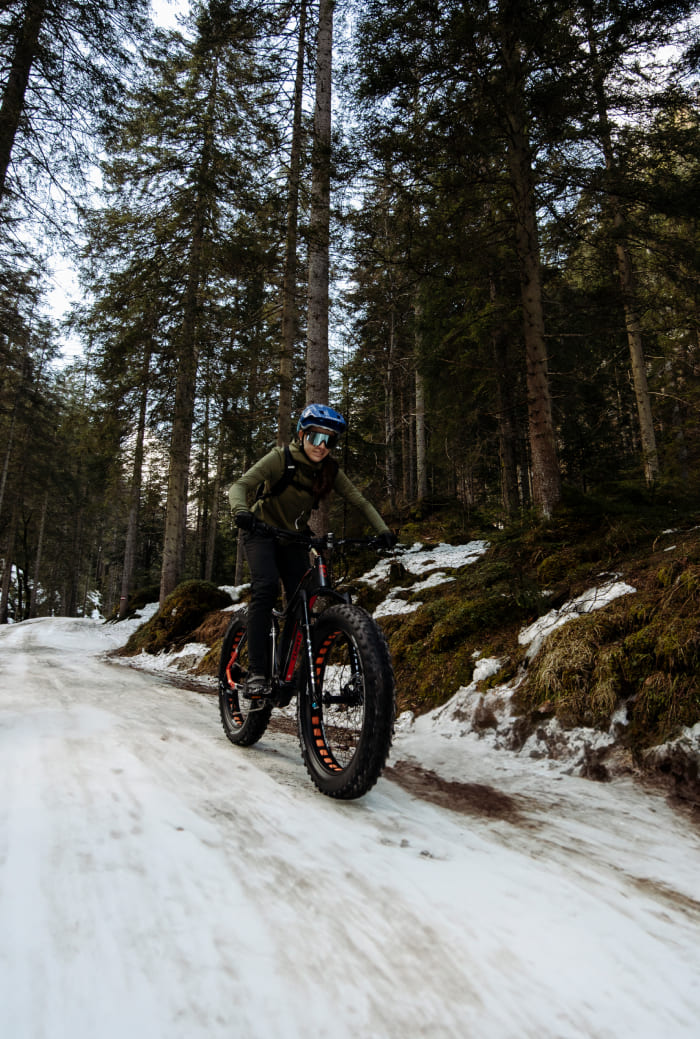Winter biking with guides in Flachau