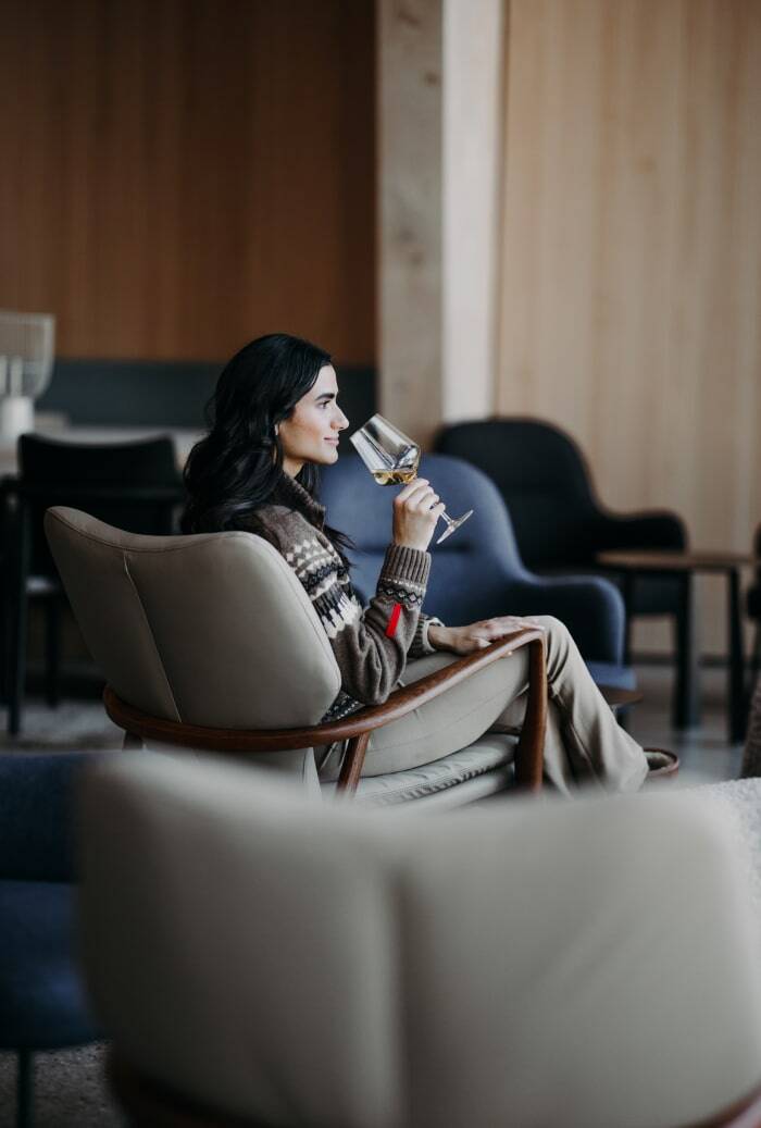 dips_drops_living_room_flachau (106)
