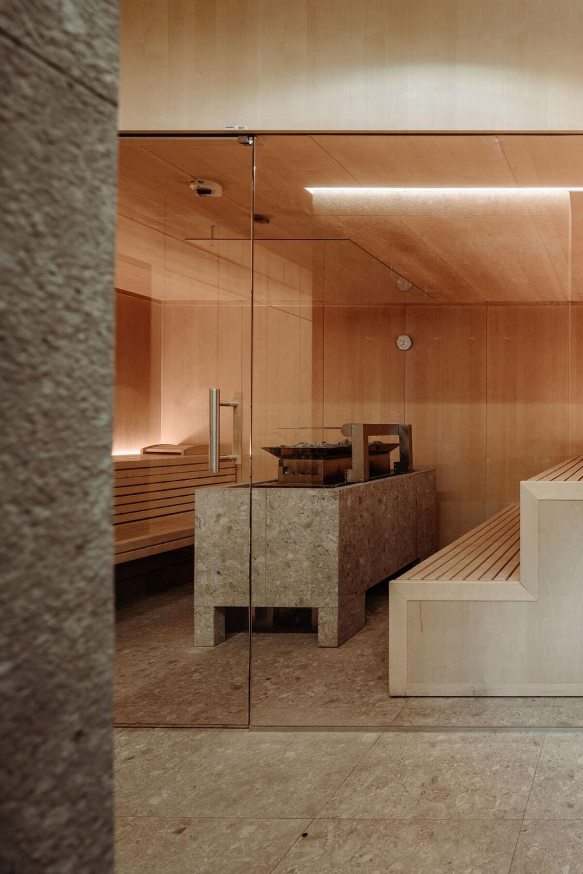 sauna-min