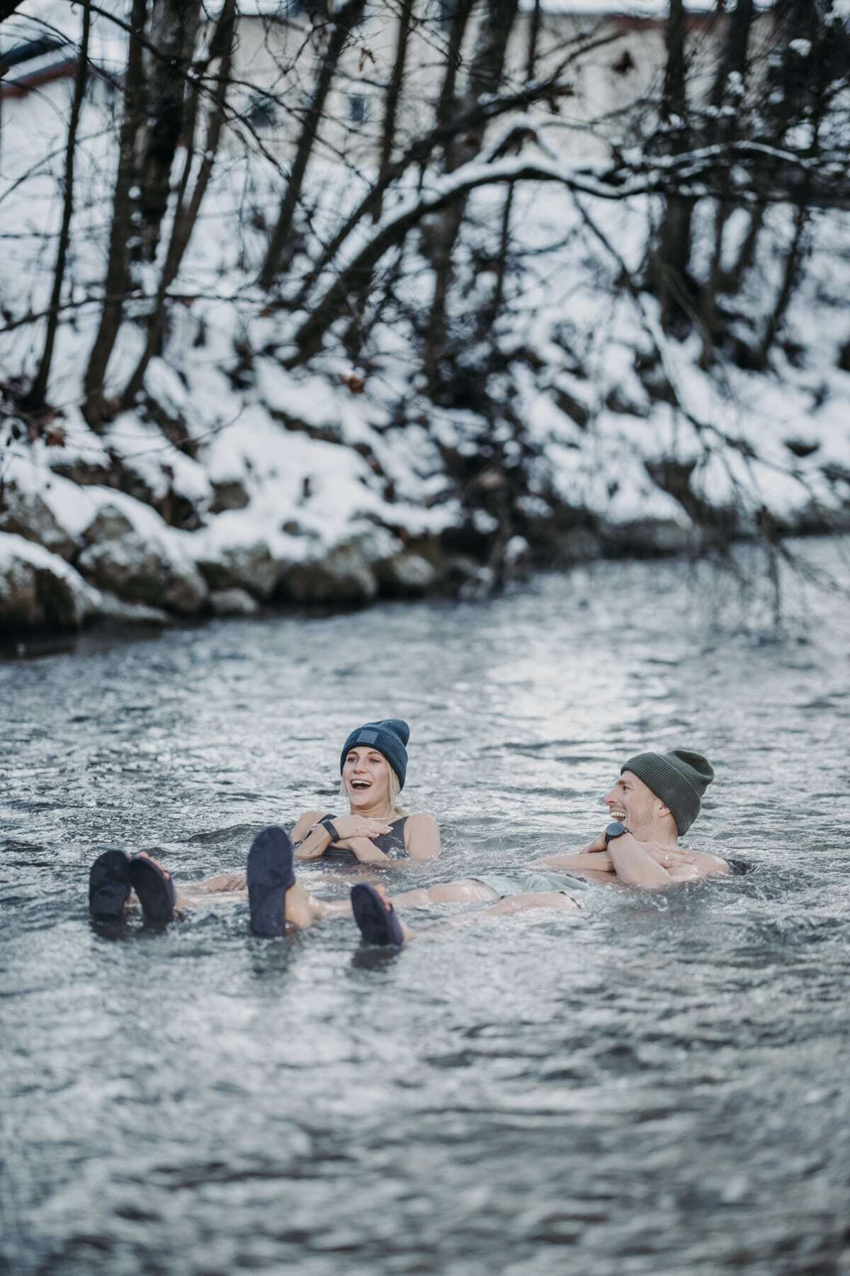 eisbaden-winter-min