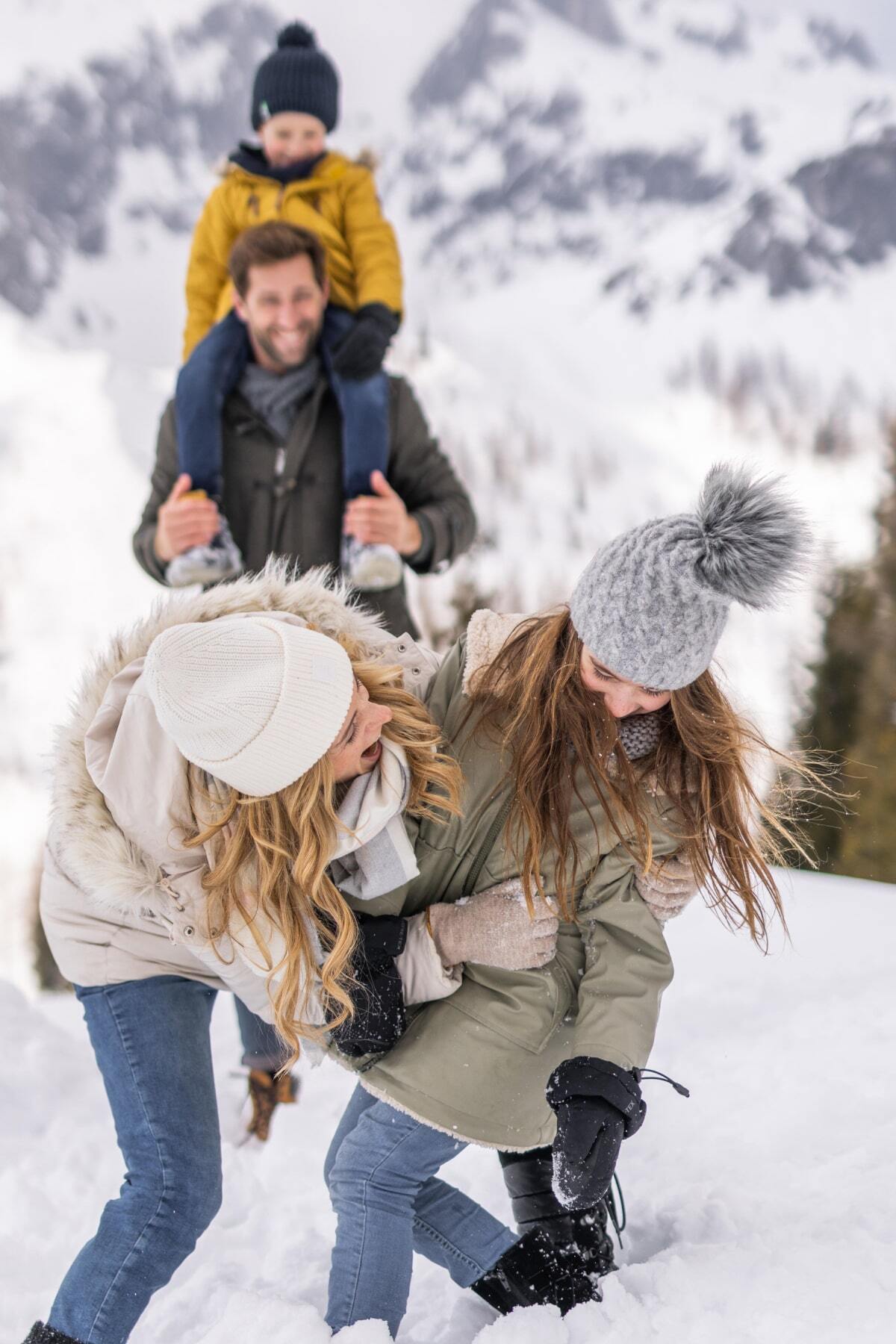 familien-wandern-min