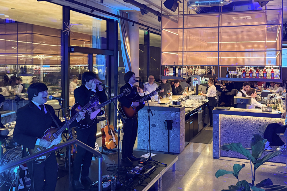 Event & Veranstaltung buchen mit Live Musik im Dips&Drop in Flachau